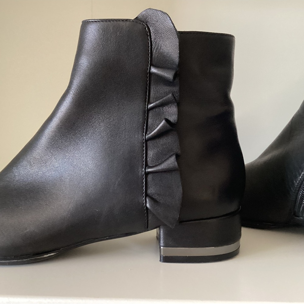 Vaneli ‘Amoke’ Black Bootie with Side Ruffle, Size 8.5